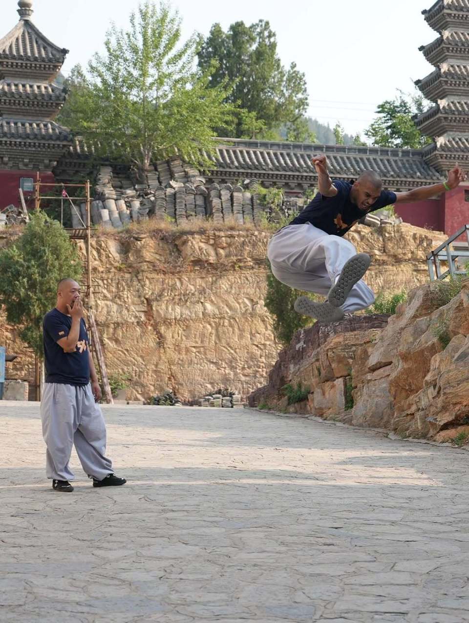 还逛了很多 还逛了很多