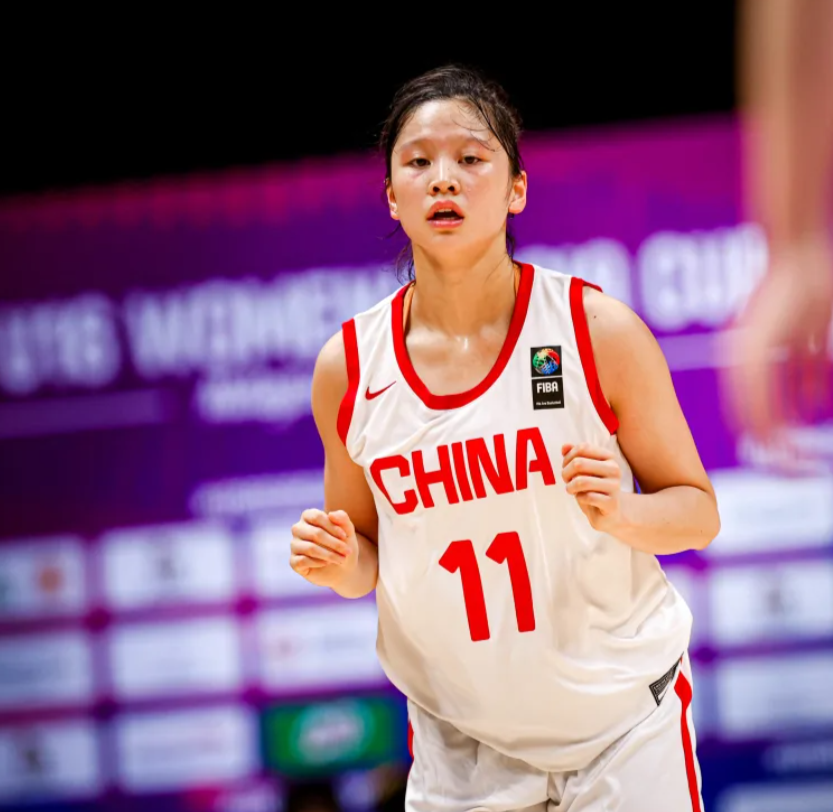 李沅珊持球, 的那个 李沅珊持球, 的那个